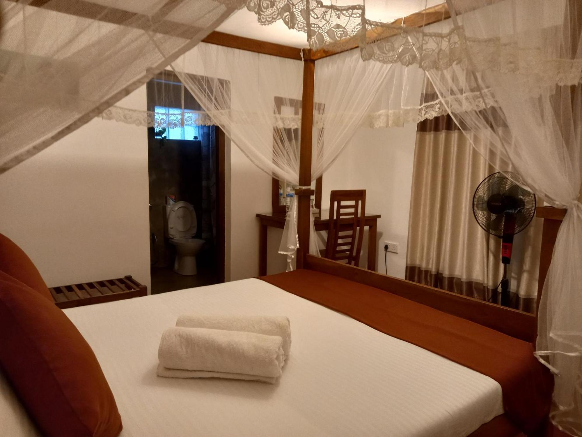Hotel Mahaweli Shades à Kandy Extérieur photo